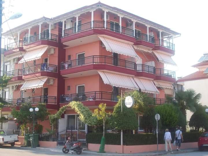 Villa Nikos Paralia エクステリア 写真